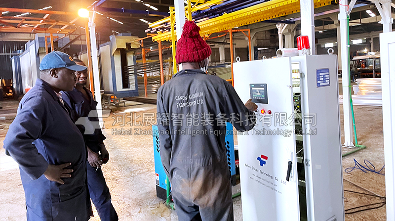 肯尼亚铝型材喷涂流水线